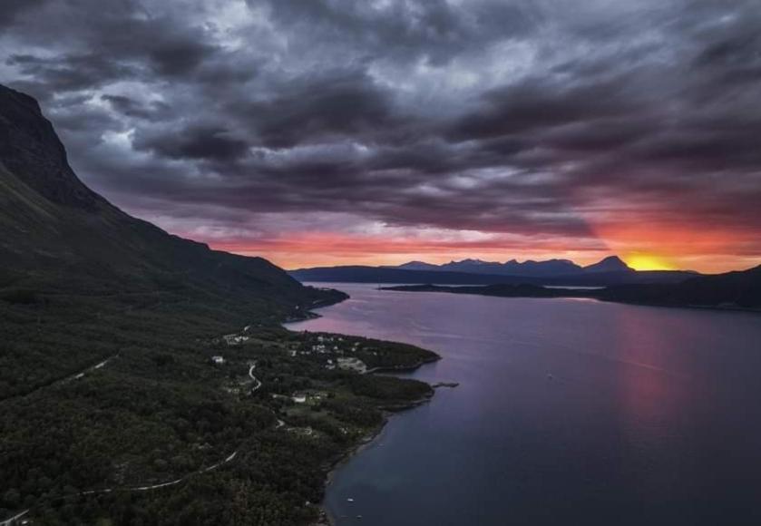 Koselig Leilighet I Narvik Sentrum 5 Soveplasser Gratis Parkering Og Gratis Internett Esterno foto